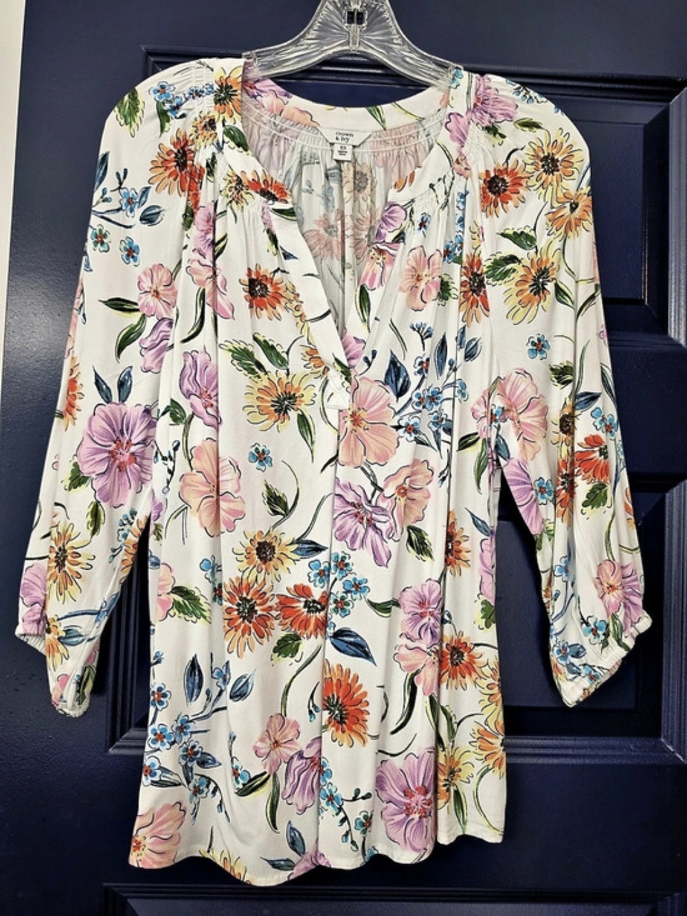 crown & ivy Floral Blouse in White & Pink Size XS Like New